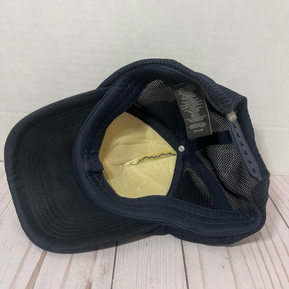 Eddie Bauer Snap Back Trucker Cap - Picture 7 of 9